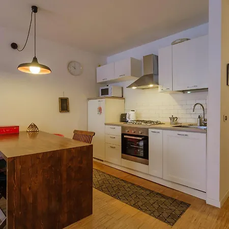 Yourbanflat Savonarola Retro Apartman