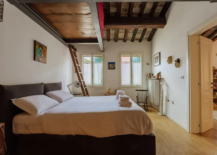 Yourbanflat Savonarola Retro * Padwa